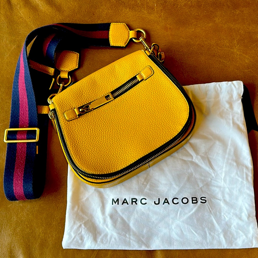 MARC JACOBS Gotham Small Nomad Saddle Bag In Rustic Yellow